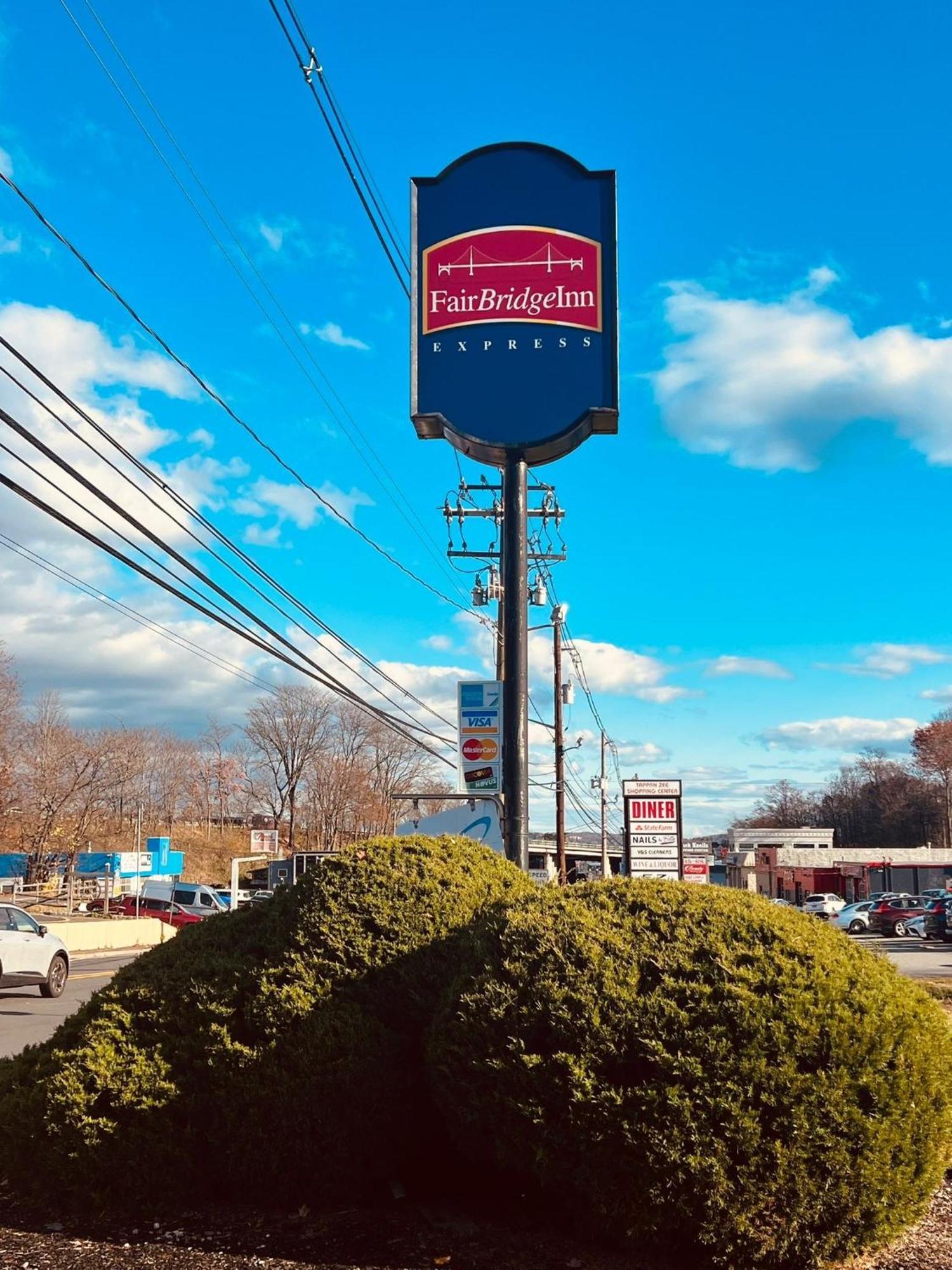 Fairbridge Inn Express Nyack Exterior photo